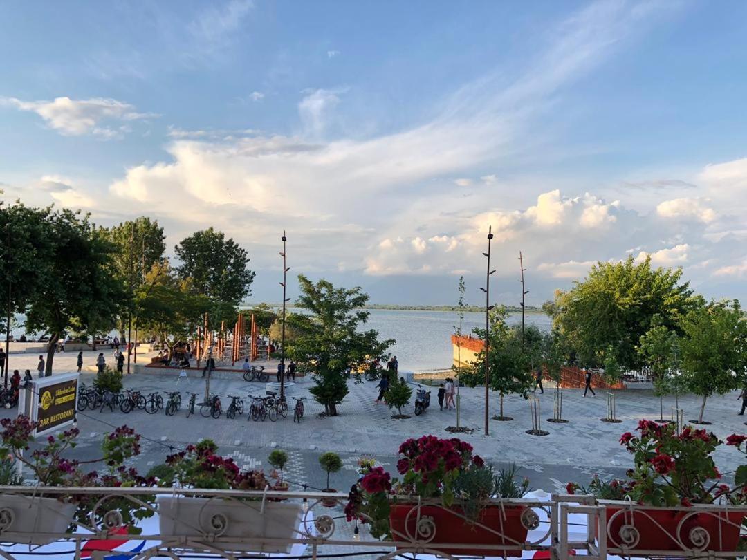 Hotel Shkodra Lake Široka 외부 사진
