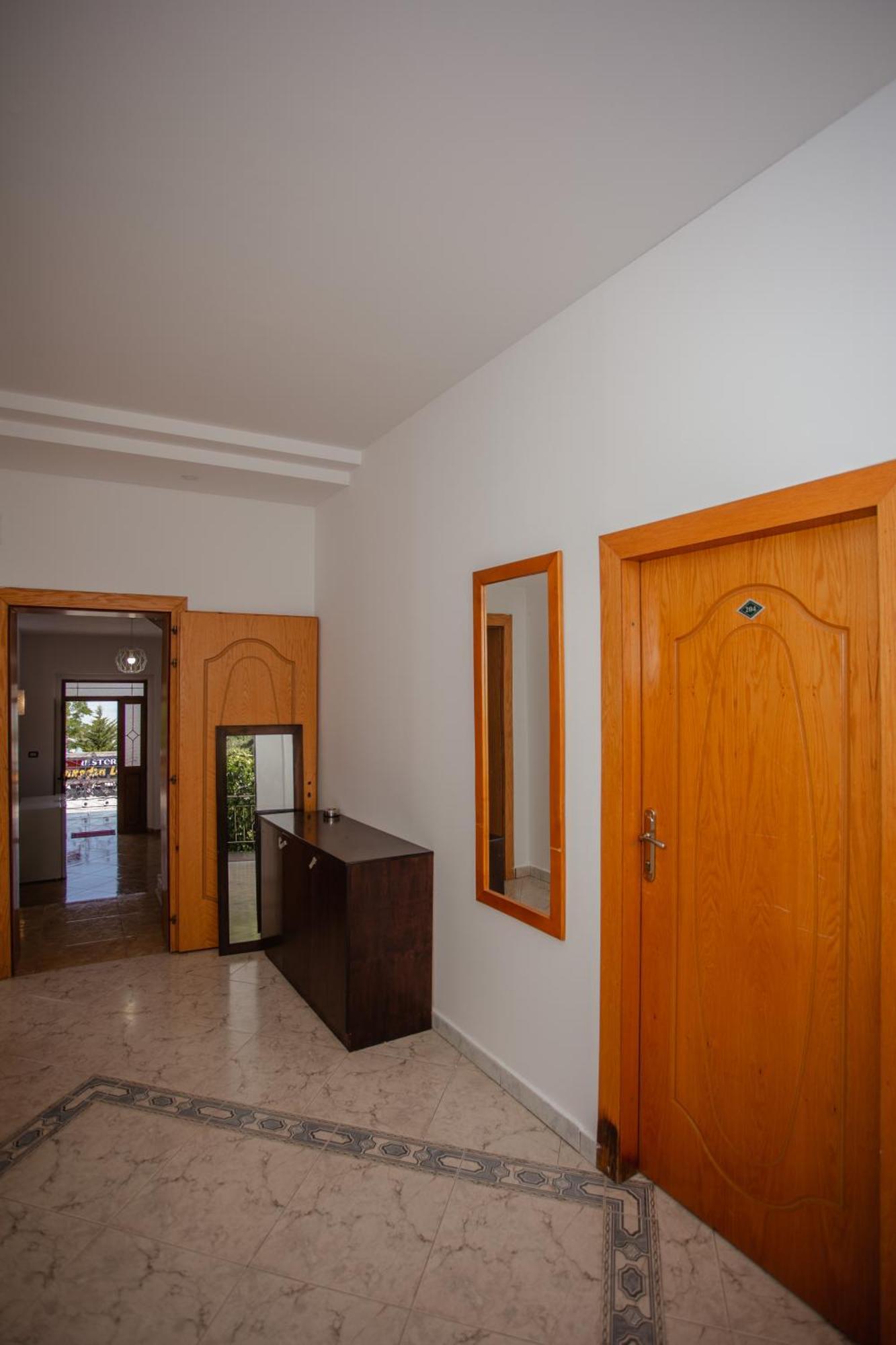 Hotel Shkodra Lake Široka 외부 사진